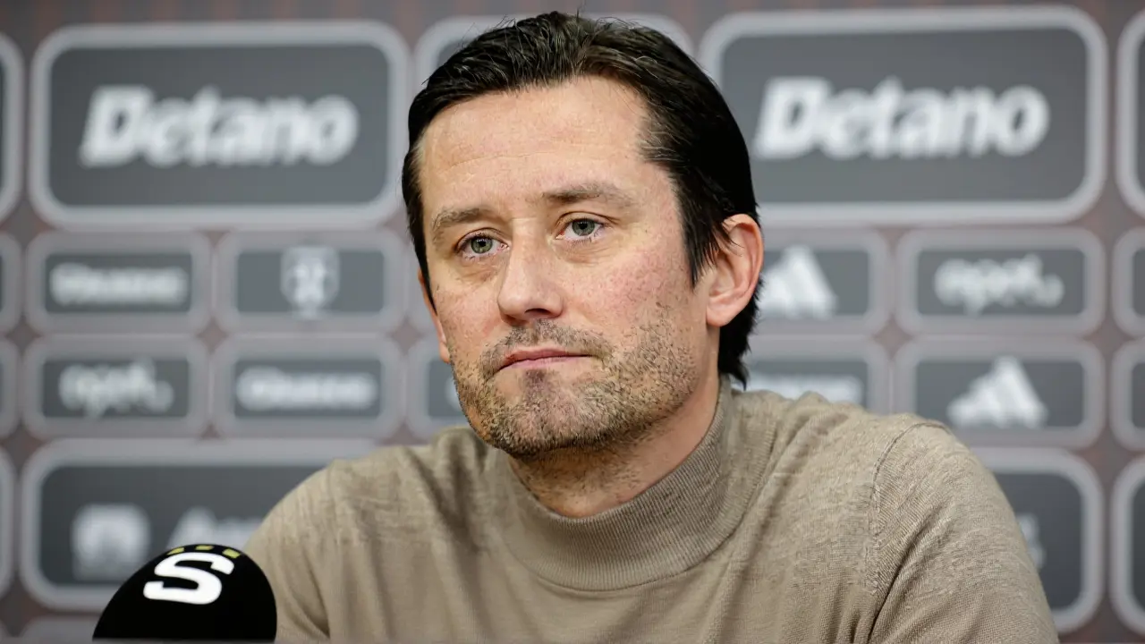Rosický: Sparta měla hrát proti deseti. Střeštík chce červenou